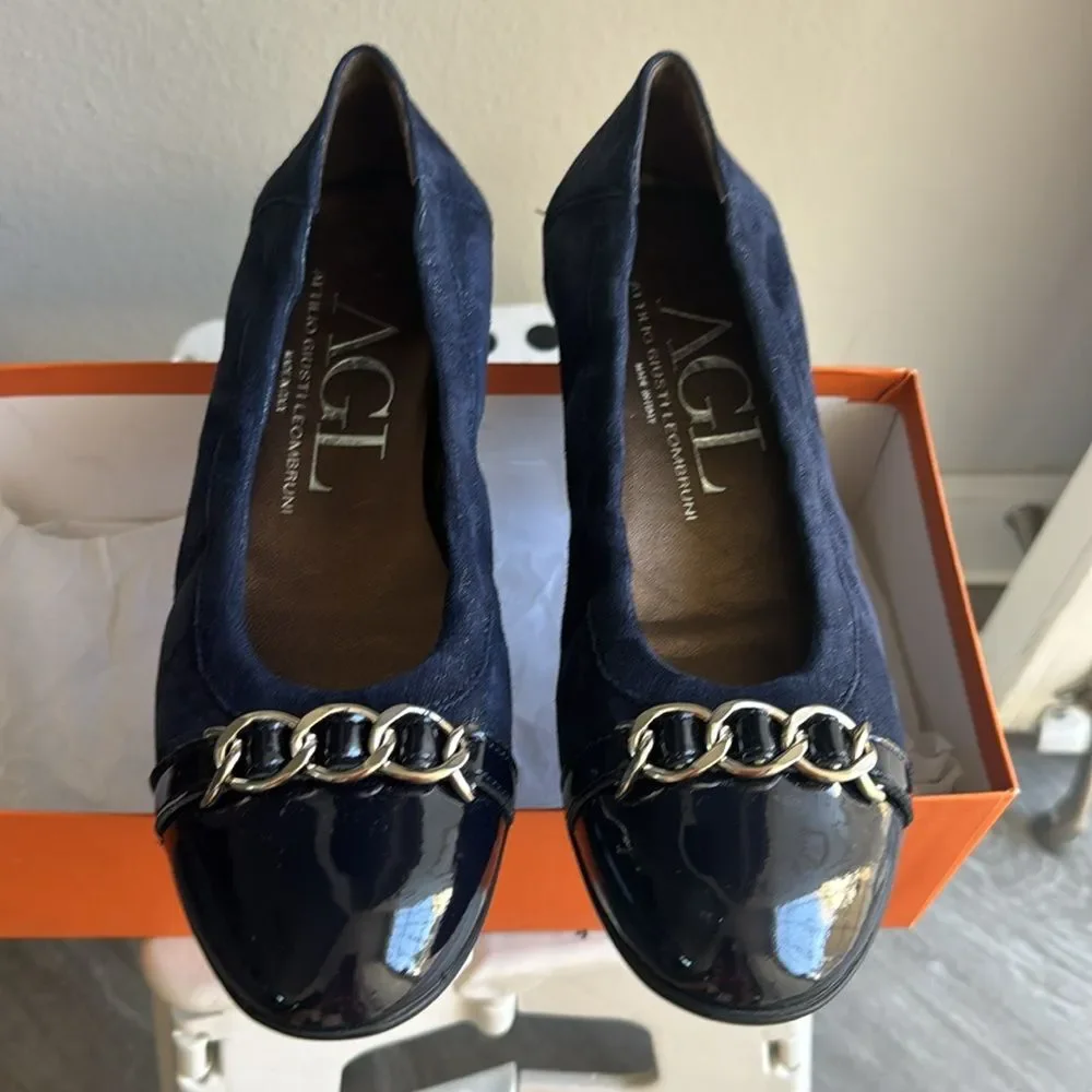 AGL Navy Blue Silver Chain Detail Cap Toe Ballet Flats Size 8.5/39.5 Italian
